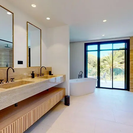 Top Luxury Villa With Private Pool In Saint Tropez * Saint-Tropez